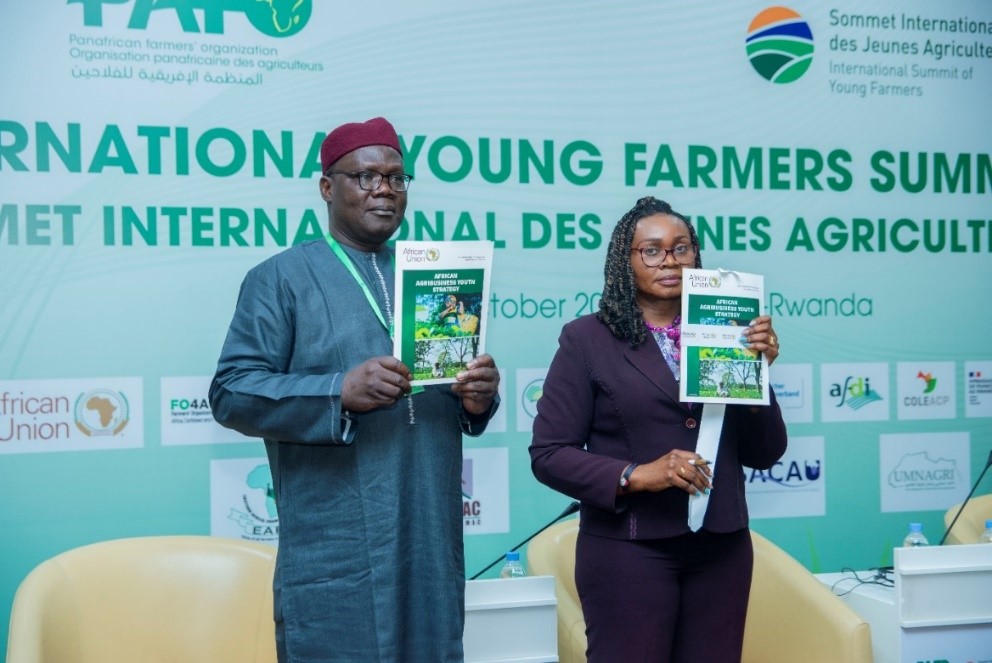 Créer des opportunités pour l'entrepreneuriat des jeunes - Lancement de la Stratégie pour la jeunesse de l'agro-industrie africaine Lanch Of AU Strategy