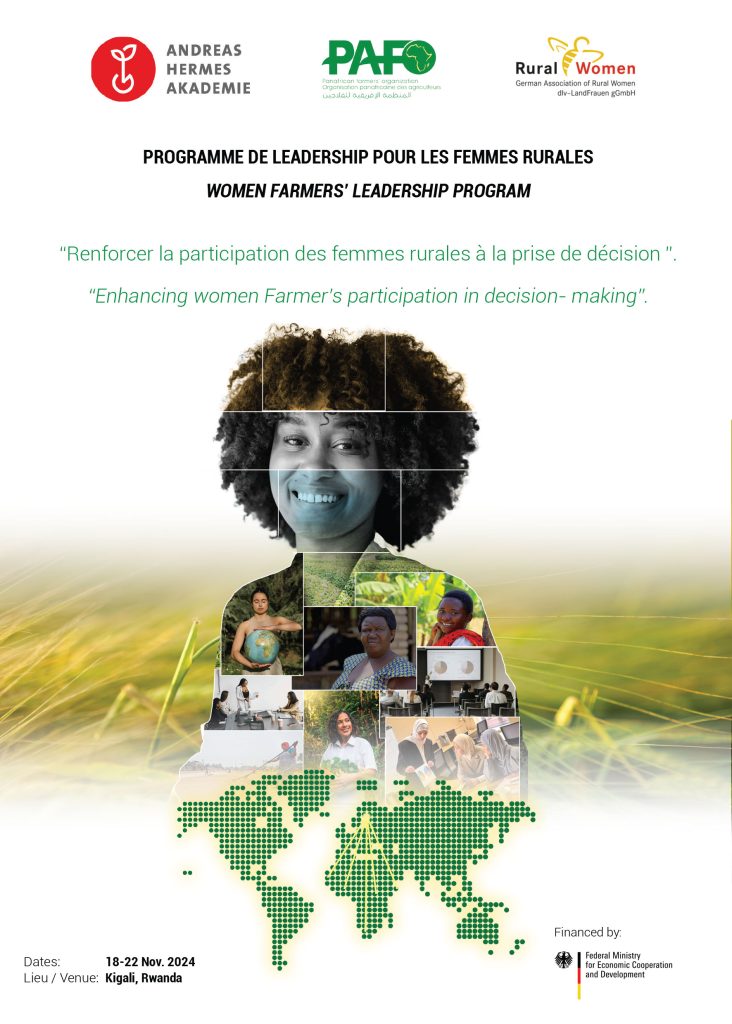 Atelier Kigali : Renforcement le Leadership des femmes rurales Note Book Web 732x1024